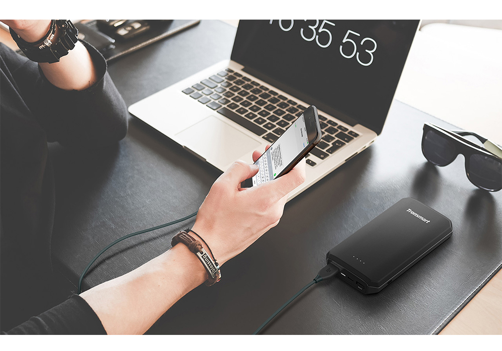 Tronsmart Edge20000 Qualcomm Quick Charge 3.0 Portable Charger 20000mAh Power Bank with VoltiQ FCP for iPhone iPad Samsung - Black