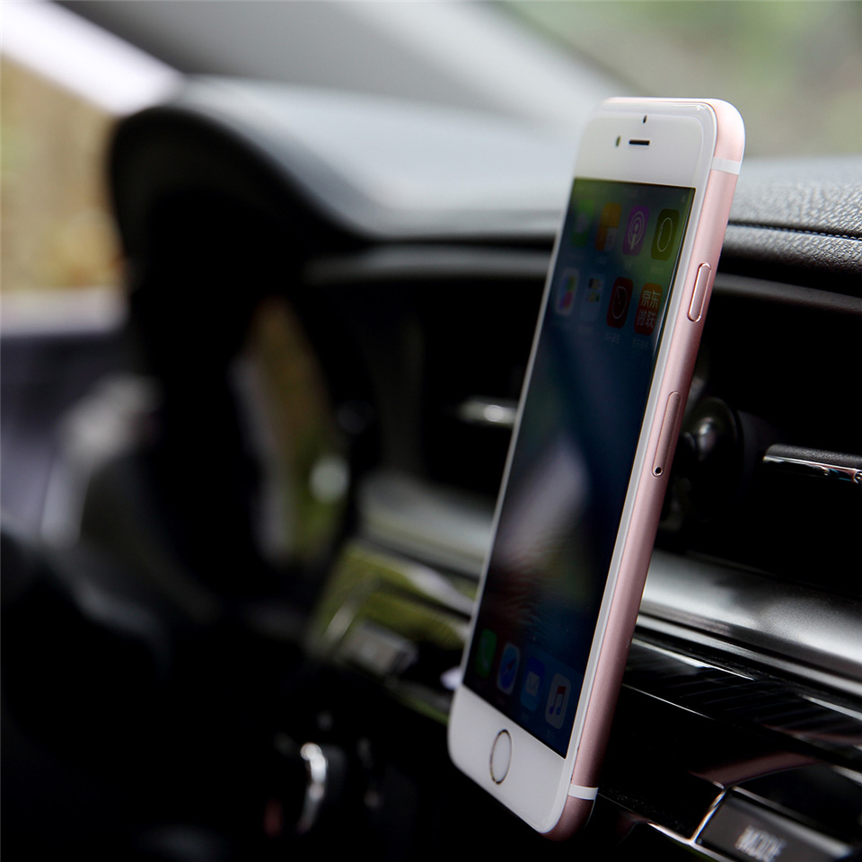 Rock Car Magnetic Phone Stand 360 Degree Rotatable Vehicle Vent Mounted Phone Bracket Holder - Gray
