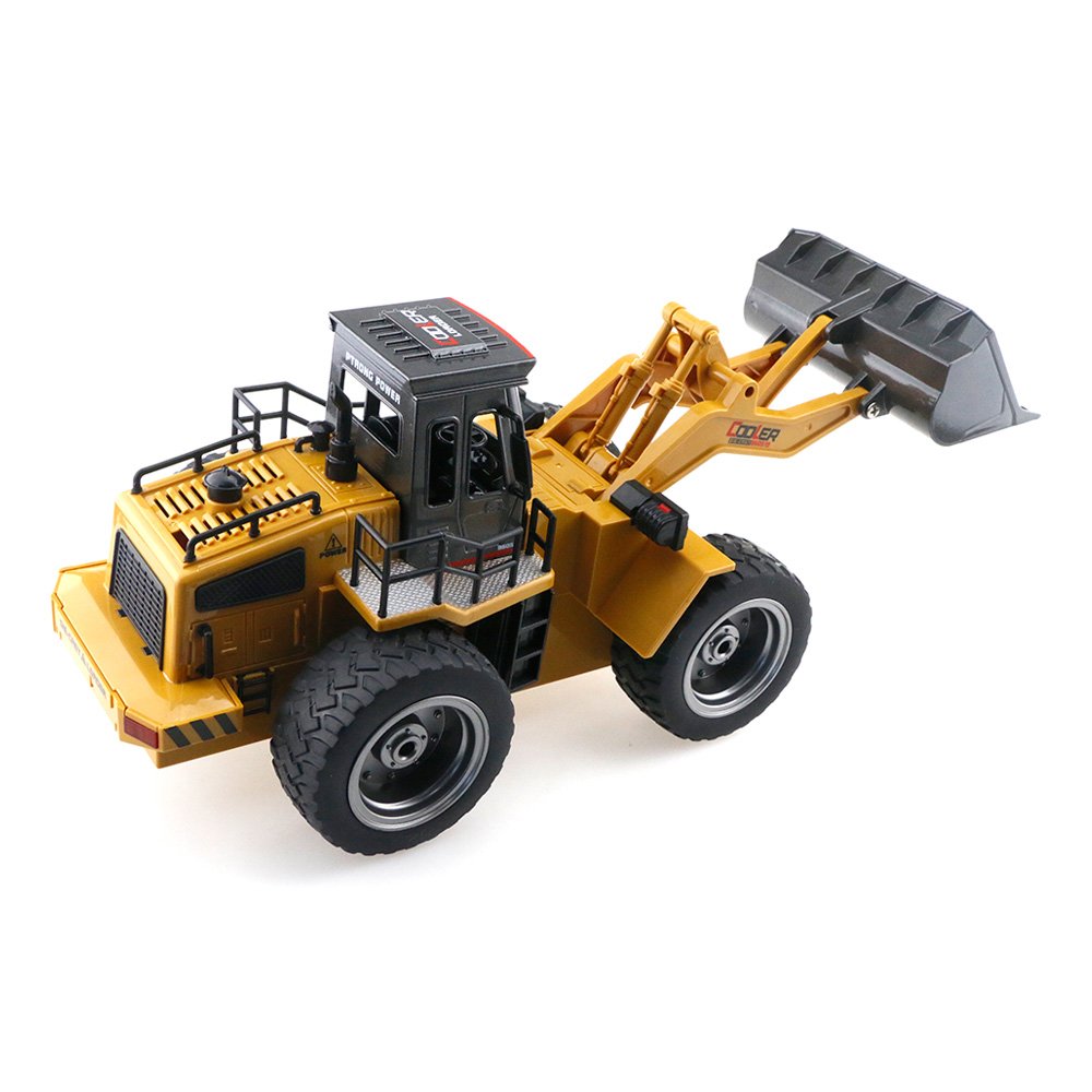 Cooler 1:18 2.4G 6CH RC Bulldozer Car RTR - Brown