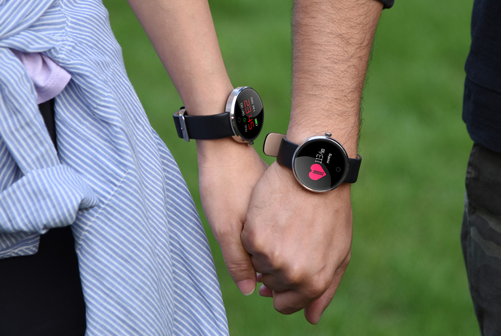 DM78 Smartwatch NRF52832 Smartwatch  Monitor Menstrual Period Reminder IP67 Water Resistant - Black