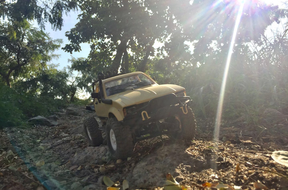 WPL C-14 2.4G 1:16 Brushed Off-road Vehicles RC Car RTR - Red