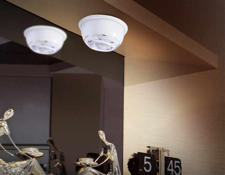 L0605 Infrared Human Body Induction Lamp Auto PIR 6 LEDs Light Night Light -White