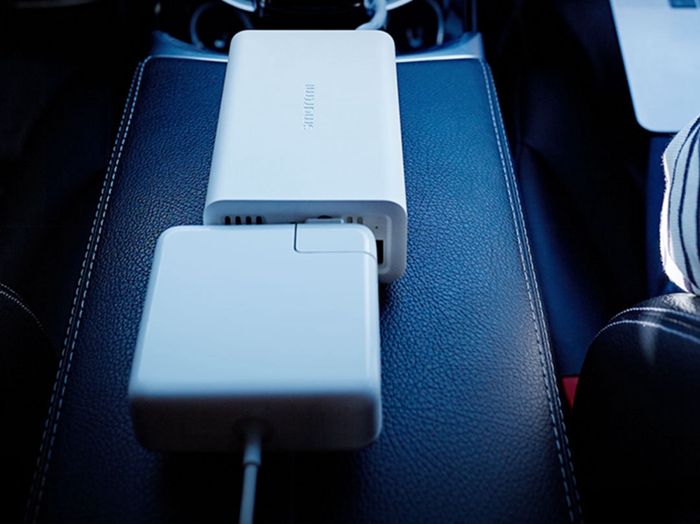 Xiaomi Mijia Car Power Inverter Car Socket Charger 100W With Dual USB Ports - White
