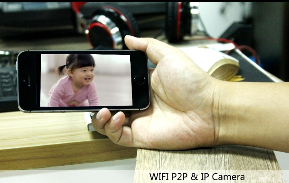 C1 Mini Wearable WiFi Camera 720P 78 Degree Wide Angle Motion Detection Photo Shooting Recording Android iOS Control - White