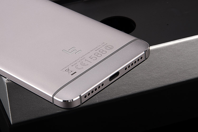 LeTV LeEco Le X526 5.5 Inch 4G LTE FHD Screen Smartphone Qualcomm Snapdragon 652 3GB 32GB 16.0MP Android 6.0 Touch ID - Rose Gold