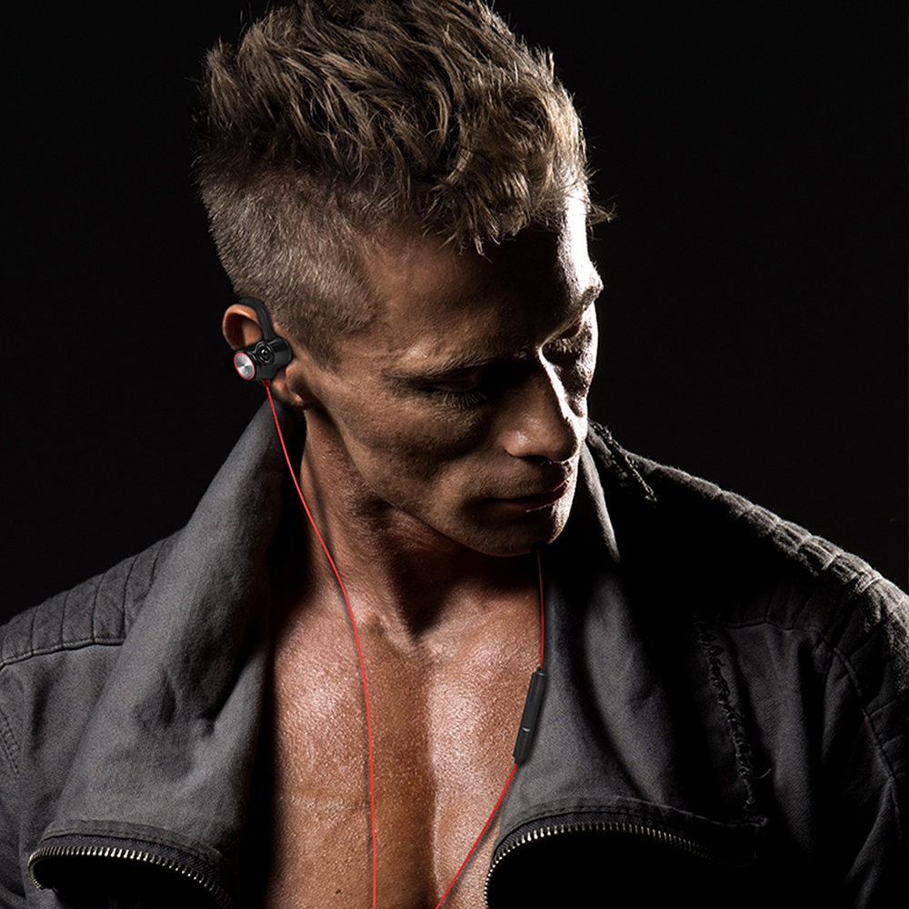 V6 In-ear Gaming Earphone for PC Phone PS4 Xbox One Mac Double Horn Drive with Microphone and Wire control - Black+red