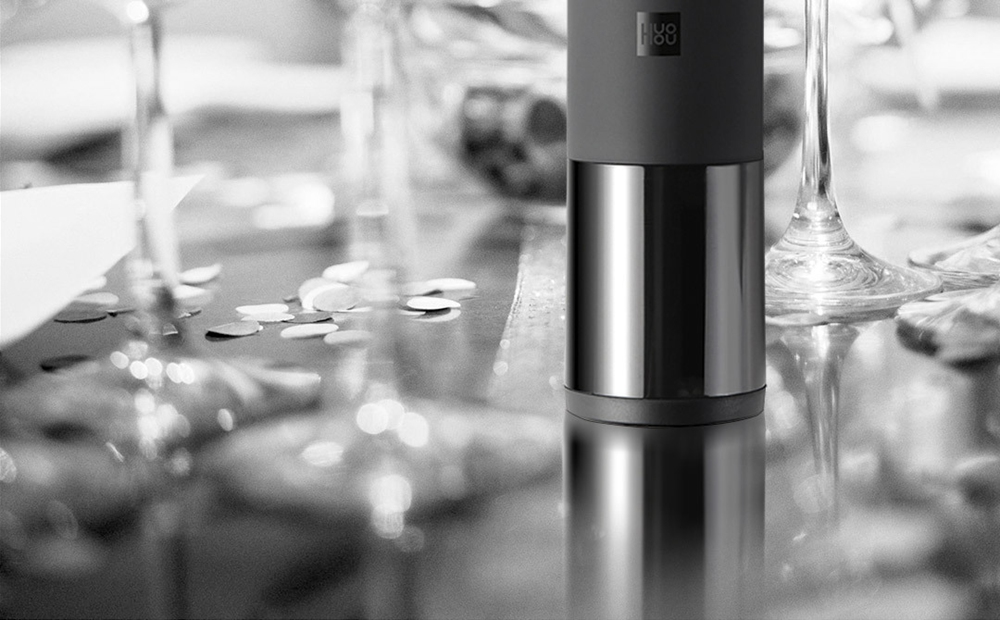 Xiaomi HuoHou Wine Electric Bottle Opener Black