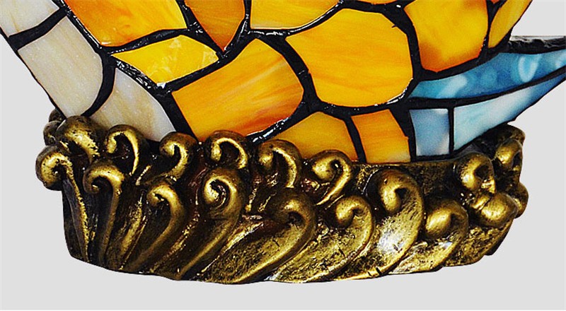 FUMAT Nordic Stained Glass Table Lamp - Creative Colorful Fish Design