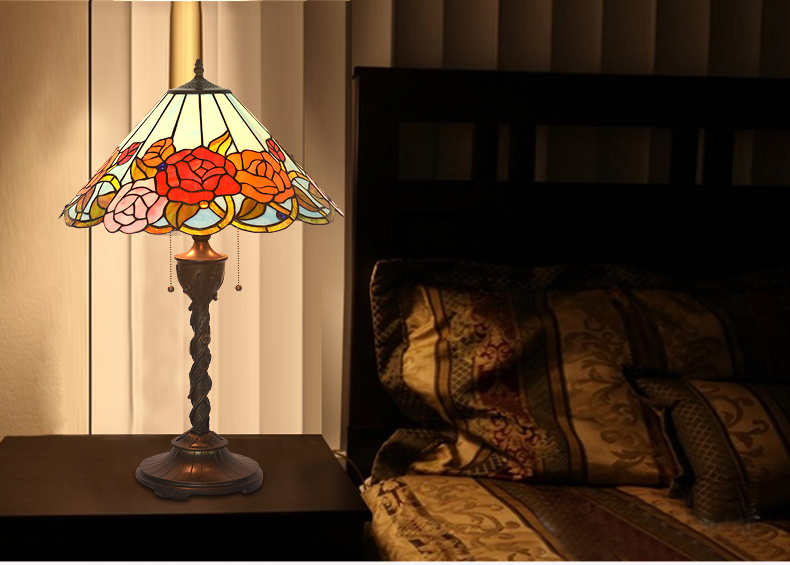 FUMAT 18 Inches Tiffany Style Stained Glass Handcrafted Table Lamp - Romantic Roses Design