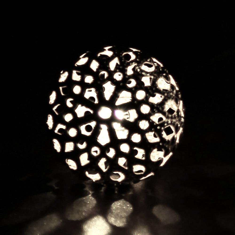 20PCS Metal Hollow LED Bulbs String Lights Fairy Balls for Garden Wedding Party (2.2 Meters) - Silver