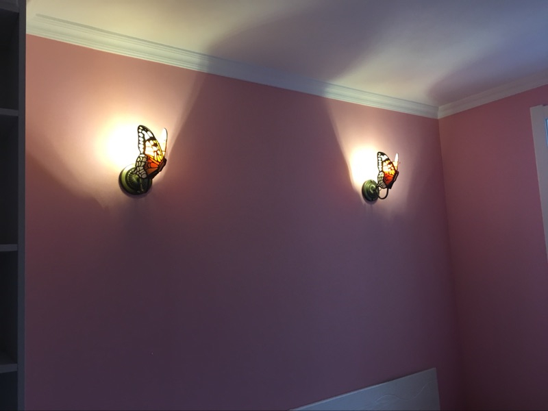 FUMAT Tiffany Style Stained Glass Wall Sconce - Creative Butterfly Glass Design