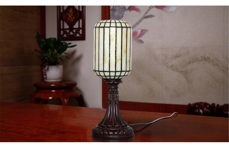 FUMAT Tiffany Style Stained Glass Table Lamp - Chinese Style Retro Red Plum Design