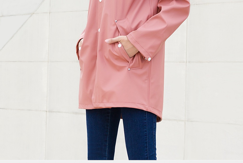 Xiaomi 7th Unisex Adult Raincoat (Waterproof Coat Jacket Reflective Strip Couple Cloak Poncho Size L Women) - Pink