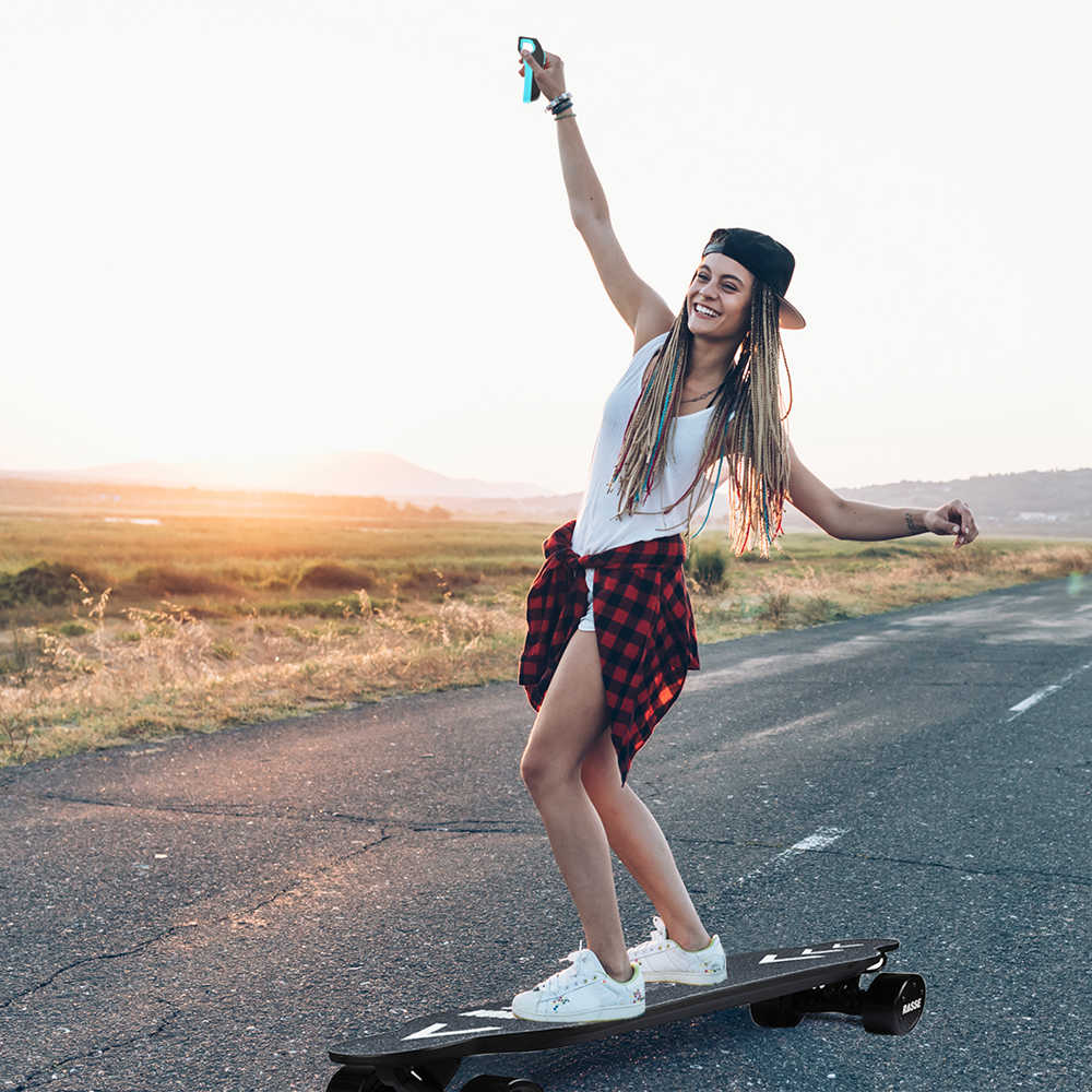 [EU Stock] RASSE YB-ED-022 Electric Skateboard Wireless Remote Control Dual 350W Motor 25km/h EU Plug - Black