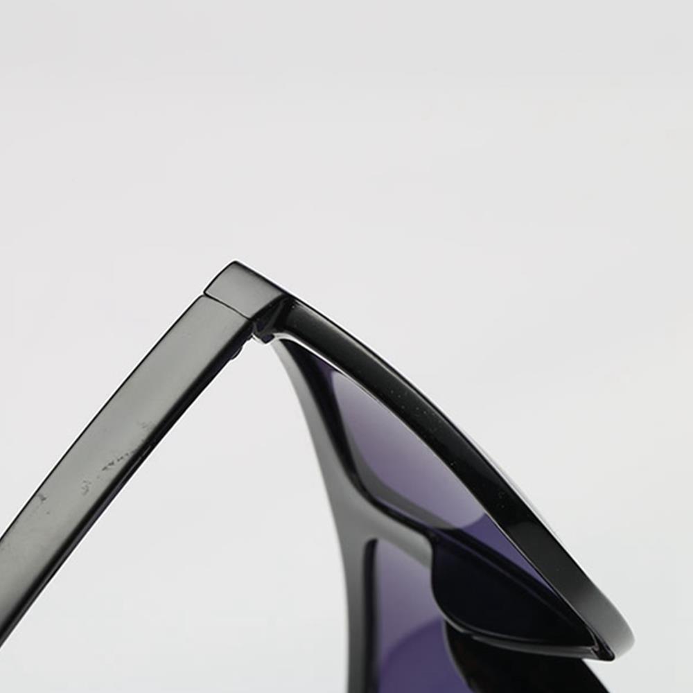 S17027 Unisex Retro Sunglasses General Large Square Gradient Color Lens - Black + Gray