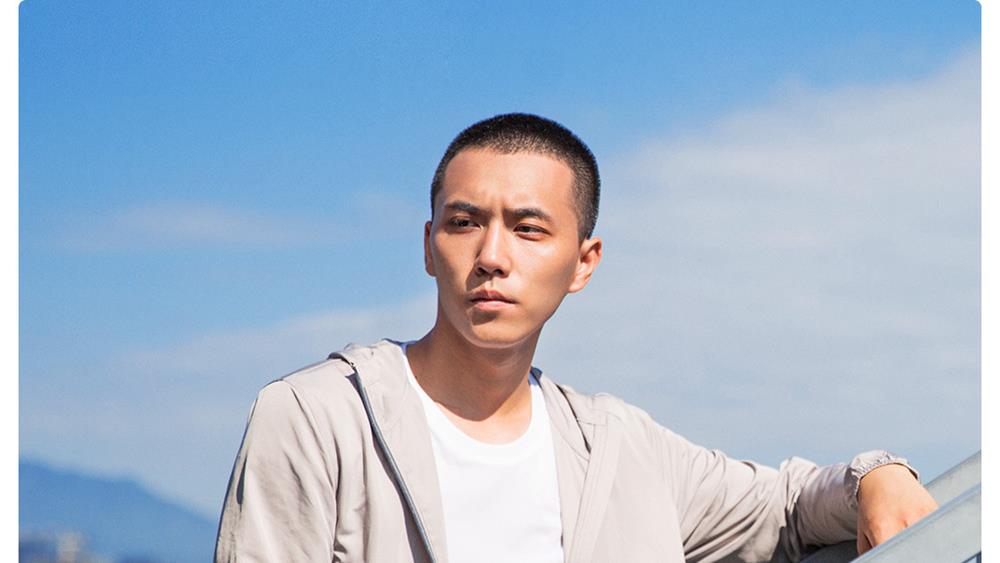 Xiaomi Men Backpack Jacket Water-resistant Sport Coat Size M -Khaki Gray