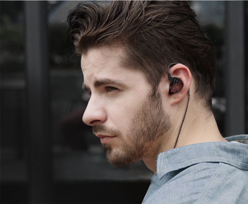 KZ ZS10 HiFi Hybrid Earphone with Mic 10 Drivers 4BA + 1DD  4 Balanced Armature Dynamic Heavy Bass - Black