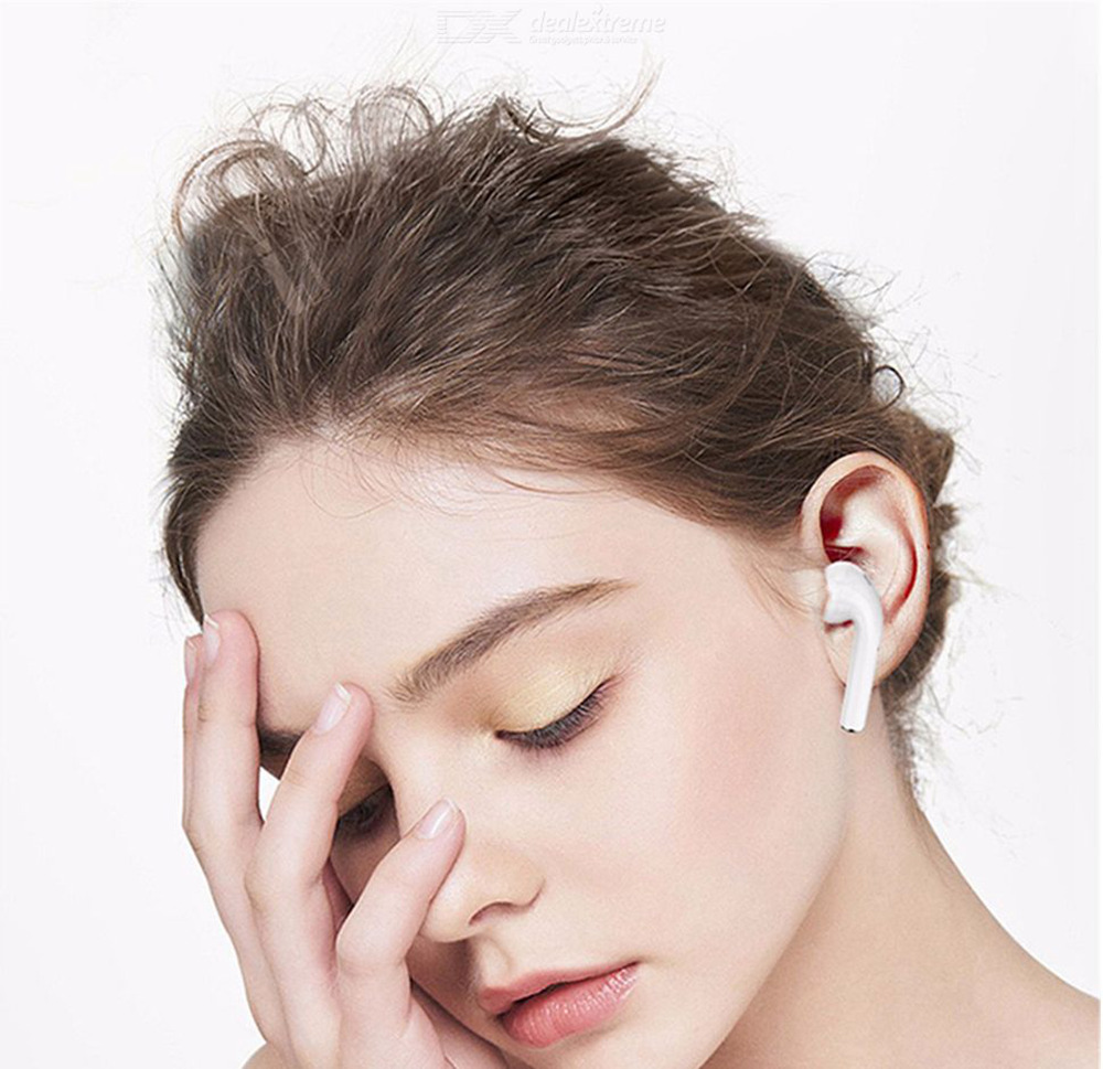 i60 TWS Bluetooth 5.0 Earphone Tap Control Auto Pairing Call Siri 350 mAh Charging Box - White