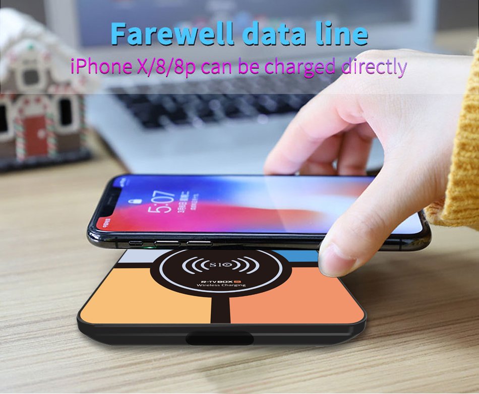 R-TV BOX S10+ Android 8.1 4GB/32GB KODI 18.0 4K TV Box Wireless Charger RK3328 WiFi LAN HDR H.265 Compatible with iPhone X iPhone 8/8 Plus & Galaxy Note 8 S8/S9/S9 Plus and All Qi-Enabled Devices