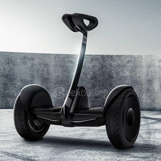 [US Stock] Xiaomi Mi Scooter Mini Self-balancing Scooter 700W 16km/h 22km Long Mileage with Smart System Beginner Mode Bluetooth Remote Control  - Black