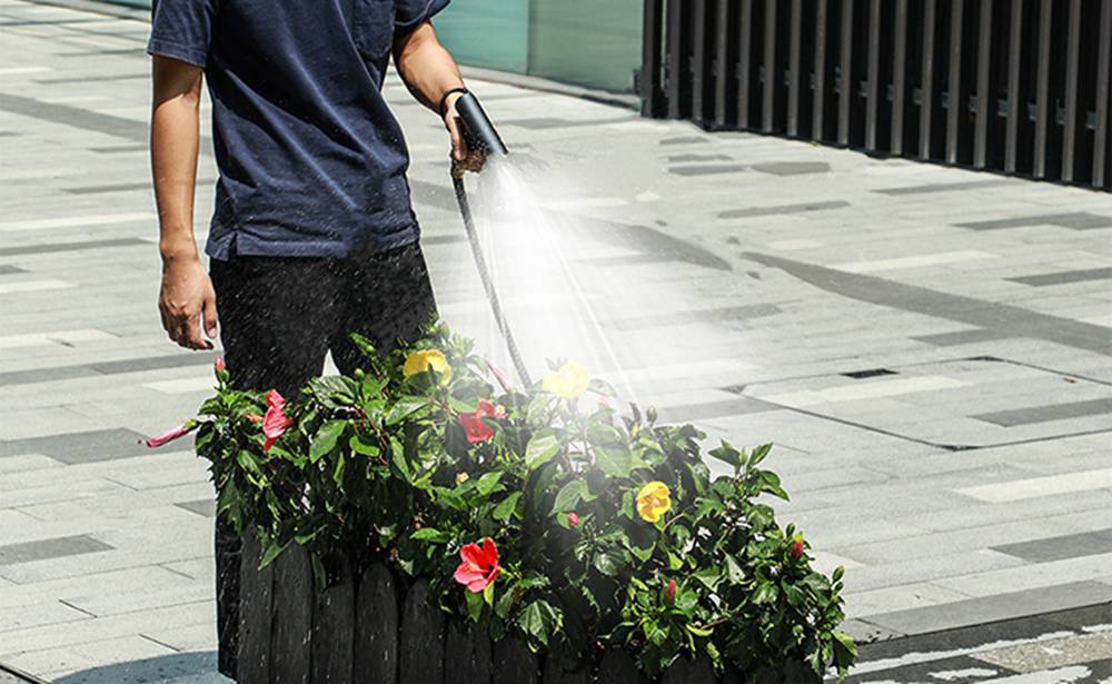 Baseus CRXCO1 Simple Life Car Spray Nozzle With 7.5m Magic Telescopic Explosion-Proof TPE Water Pipe Three-Section Interface Water-shaped Adjustable - Black