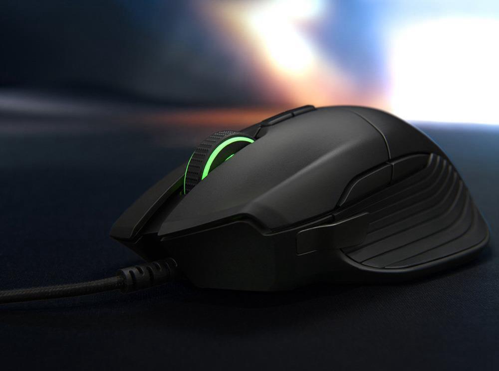 Razer Basilisk Wired Gaming Mouse Chroma Enabled RGB FPS 16000 DPI Customizable Scroll Wheel Resistance - Black
