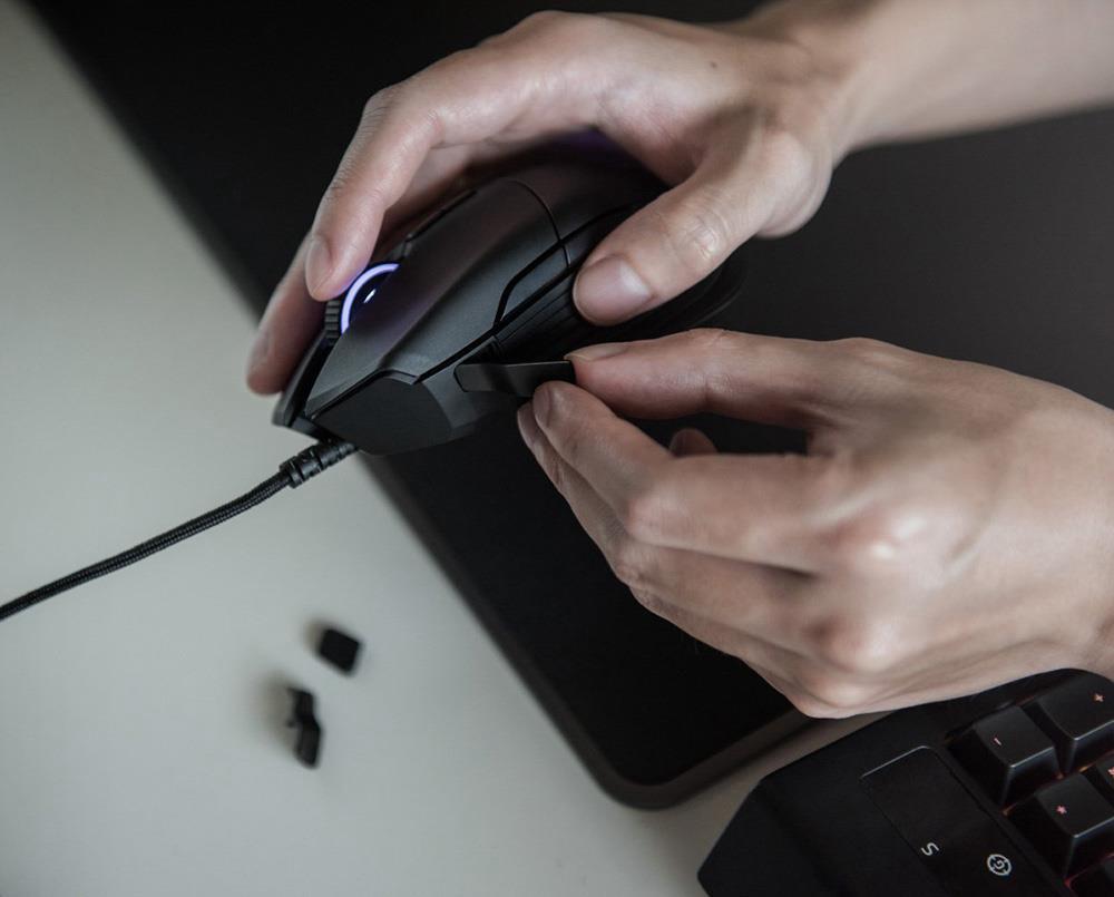 Razer Basilisk Wired Gaming Mouse Scroll Wheel Resistance