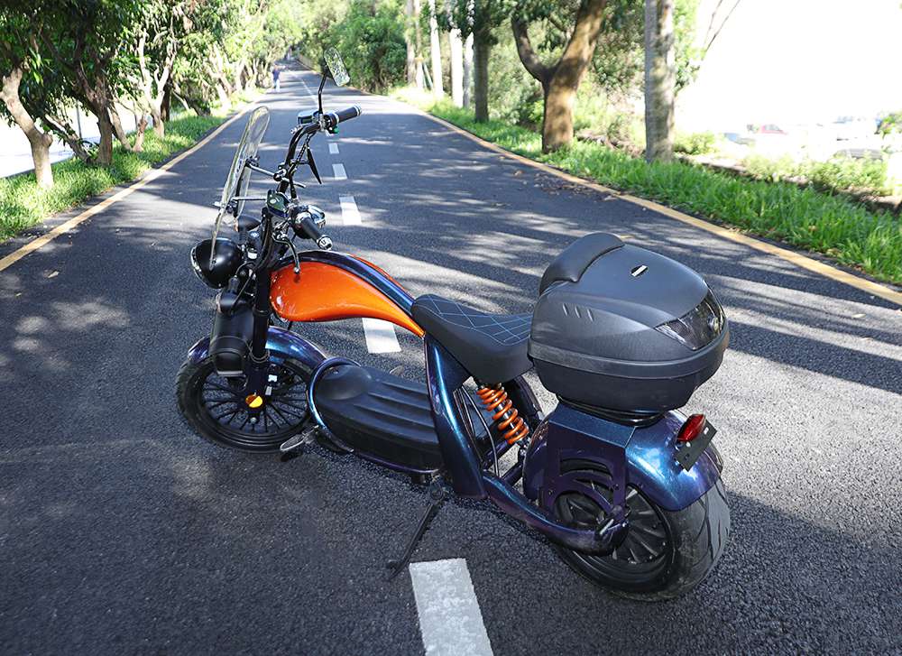 CityCoco Racing Electric Motor Cycle E-Bike 2000W Brushless Motor 28Ah Battery Max Speed 45km/h Front 16" Rear 13" Fat Tire Hydraulic Disc Brake LED Light