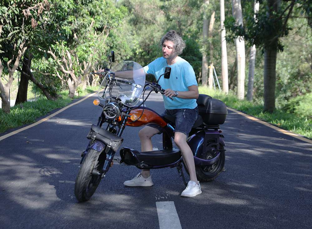 CityCoco Racing Electric Motor Cycle E-Bike 2000W Brushless Motor 28Ah Battery Max Speed 45km/h Front 16" Rear 13" Fat Tire Hydraulic Disc Brake LED Light