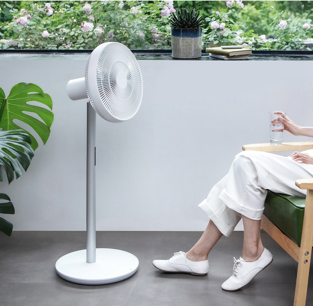 Xiaomi Smartmi Smart Floor Fan 3 DC Frequency Natural Wind Wireless Portable Rechargeable Standing Fan Air Circulation Fan 220V 2800mAh 7 Blades Low Noise LED Display with AI Voice/Bluetooth/APP Remote Control - White