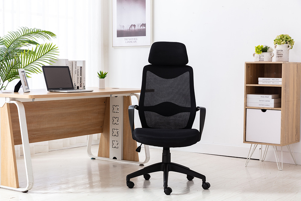 Home Office Mesh Rotatable Chair Height Adjustable with Ergonomic High Backrest and Casters - Black