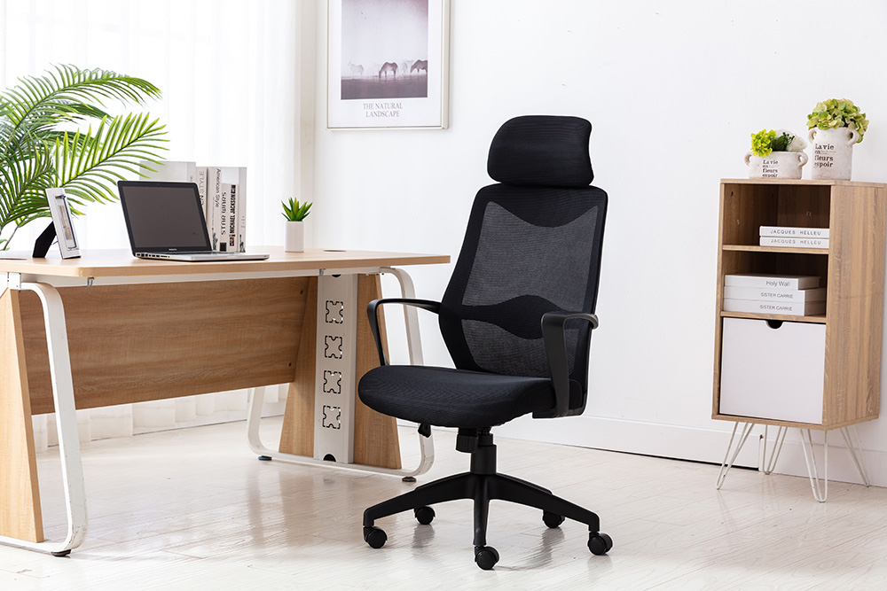 Home Office Mesh Rotatable Chair Height Adjustable with Ergonomic High Backrest and Casters - Black