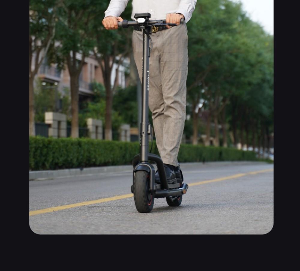 Navee electric scooter