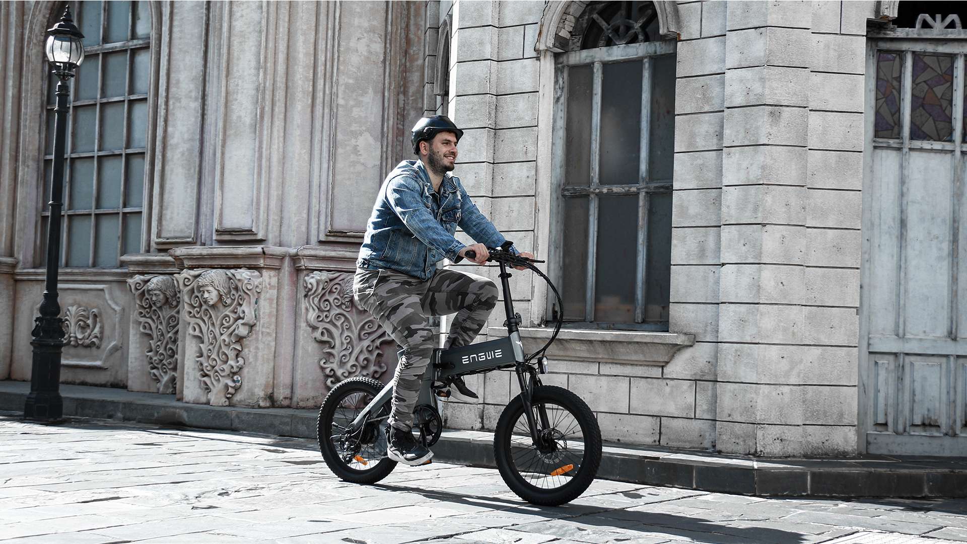 ENGWE C20 Pro Folding Electric Bicycle 20 Inch Tires 250W Brushless Motor 36V 19.2Ah Battery 25km/h Max Speed ​​- Gray