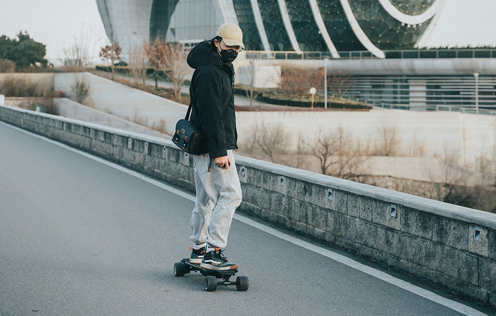 Maxfind FF Belt Electric Skateboard Standard Range Double Motors Max Speed 45km/h Max Range 40km with Remote Control