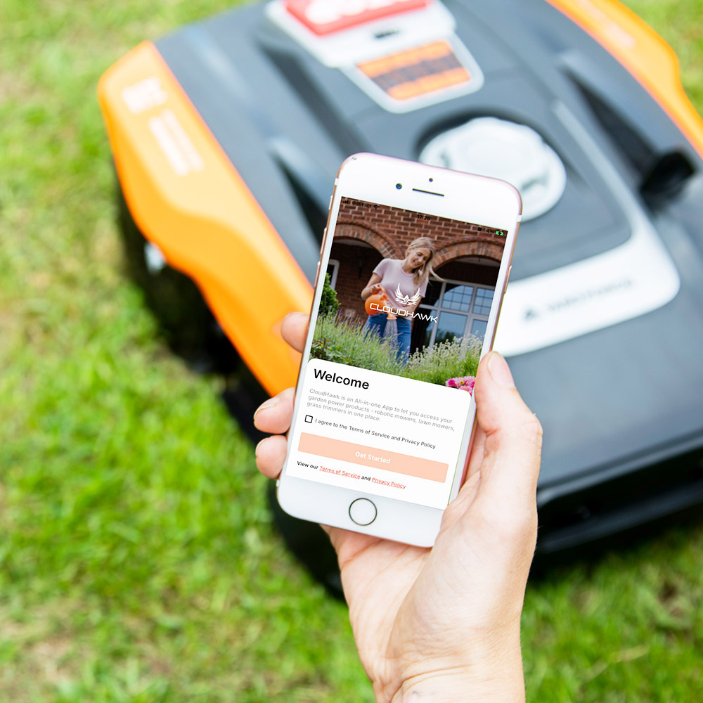 Yard Force Compact 300RBS Robotic Lawnmower Tilt for Lawns up to 300m&sup2; with App Bluetooth and iRadar