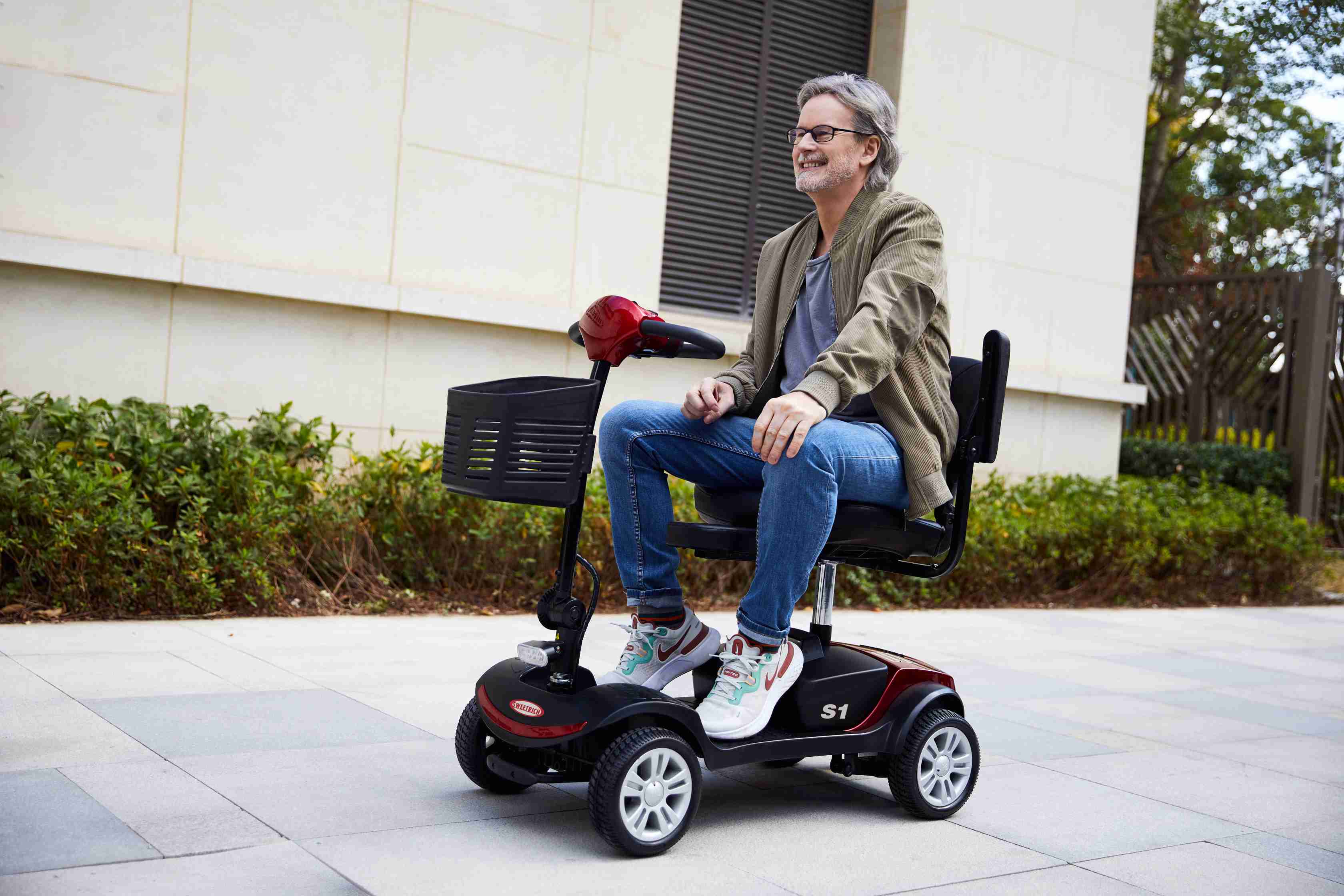 Sweetrich 1000S 300W Folding 4 Wheels Electric Mobility Scooter for Elderly and Disabled - Red