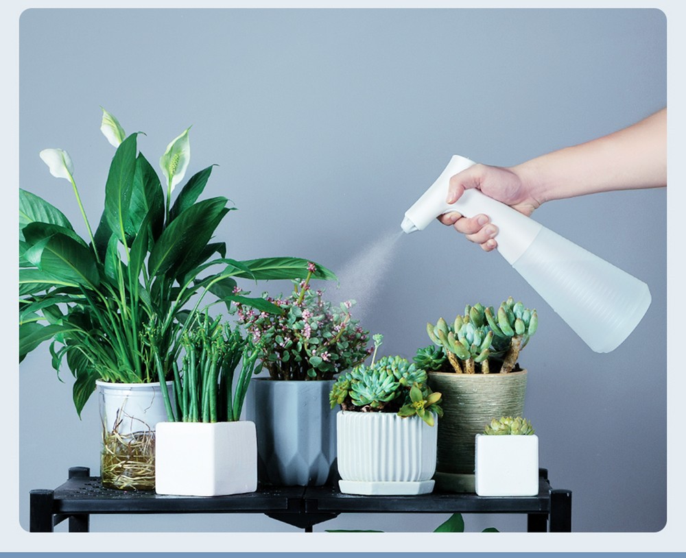 Xiaoda 550ml Portable Electric Watering Can USB Type-C Rechargeable Nano Steam Water Spray