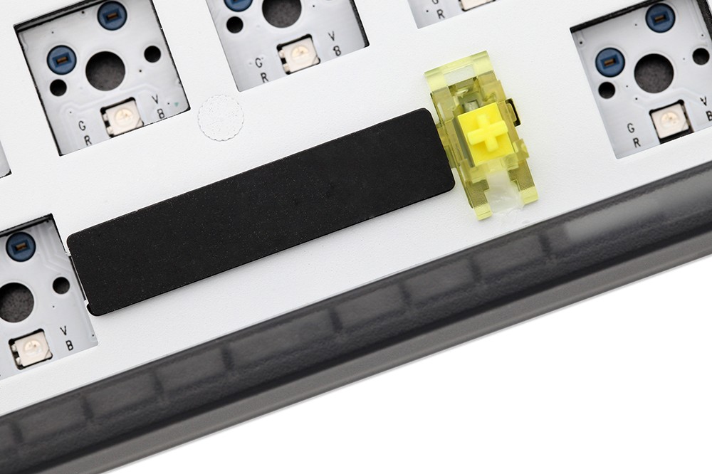 DUKHARO VN66 66 Keys 65% DIY Kit RGB Mechanical Gaming Keyboard Gasket Mount with Knob Control - White