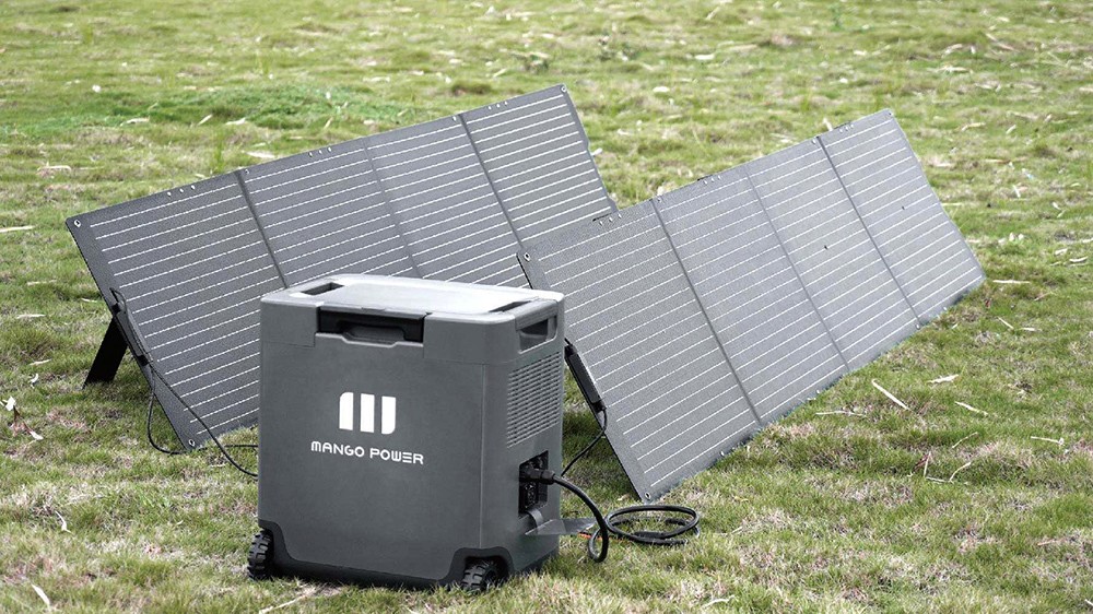 Mango Power 200W Portable Foldable Solar Panel, 22% High Conversion Rate, IP67 Waterproof