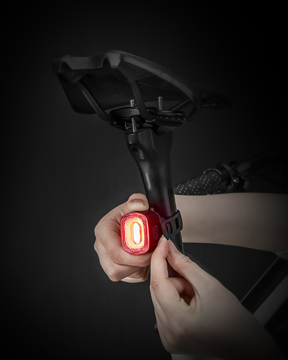 ROCKBROS Q2 Bike Taillight Bicycle Brake Light IPX6 Waterproof Rechargeable Rear Light