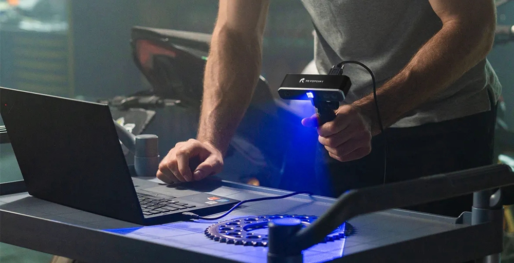 Revopoint MINI 3D Scanner, 0.02mm Precision, High Resolution Blue Light, 0.05mm Point Distance, 10fps Scan Speed - UK