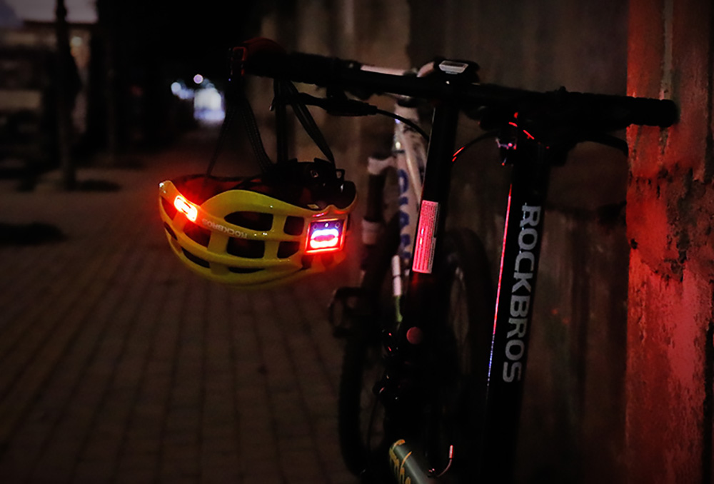 ROCKBROS ZN1001 Light Cycling Helmet Bike Ultralight Helmet Integrally-molded Mountain Road Helmet Unisex 57-62cm - White