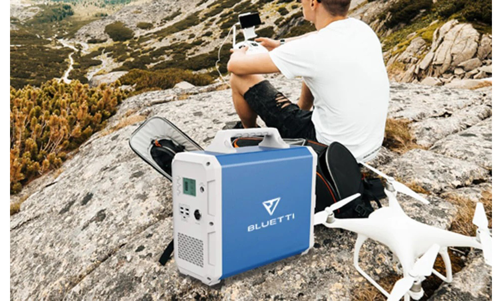 BLUETTI Poweroak EB150 Power Station, 1500 Wh/1000 W (101351 mAh/14.8 V), Battery Generator with Lithium Battery, 2xAC Outlets(Standard AC230 V EU Plug), 1xDC12 V for Car, 1xPD Type C (max. 45 W) for USB-C and 4xUSB 5V/3A Outputs, for Outdoor - Black