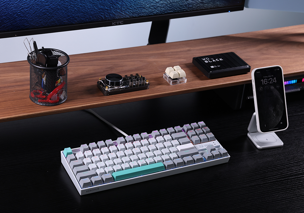 3inuS 87-Key 5-in-1 Mechanical Keyboard Hub Dual USB-C Cable Hot-Swappable - Red Switches