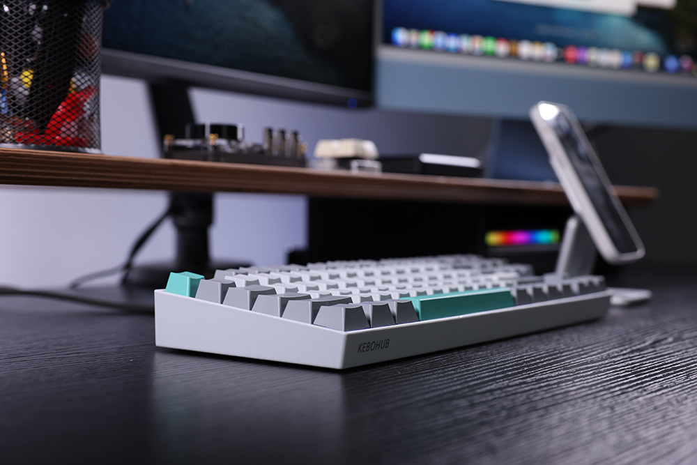 3inuS 87-Key 5-in-1 Mechanical Keyboard Hub Dual USB-C Cable Hot-Swappable - Red Switches