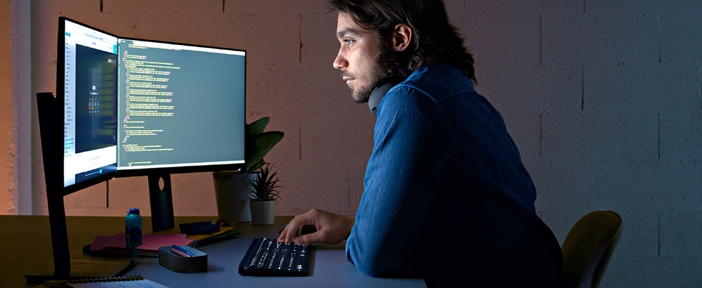 Logitech MX Keys Wireless Keyboard Bluetooth USB-C Charging