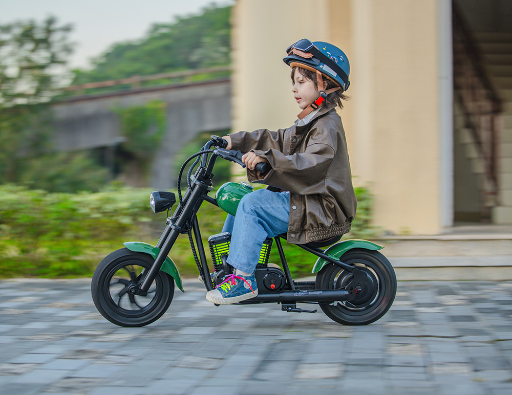 HYPER GOGO Challenger 12 Plus Elektrická motorka pre deti 12'' Pneumatiky s reproduktorom Bluetooth Simulácia hmly - čierna