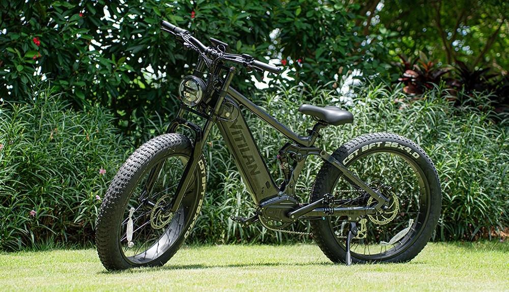 Vitilan T7 Mountain Electric Bike, 26*4.0-palcové pneumatiky CST Fat Tires 750W motor Bafang 48V 20Ah batéria Maximálna rýchlosť 28mph Maximálny dojazd 80 míľ Podsvietený LCD displej Predné & Zadné hydraulické kotúčové brzdy SHIMANO 8-rýchlostné - čierne