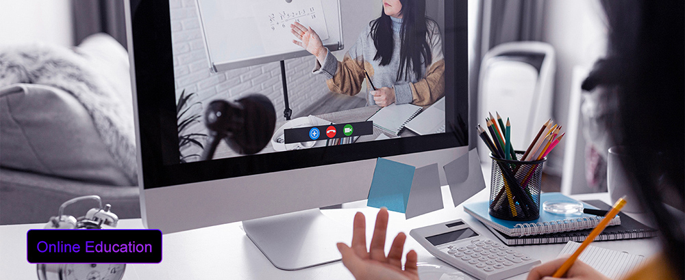 GEEKOM IT11 Mini PC, Intel Core i7-11390H 4 Cores Up to 5.0GHz, 32GB RAM 1TB SSD, 1*HDMI+1*Mini DP+2*USB 4.0 8K UHD 4 Screens Display, WiFi 6 Bluetooth 5.2, 3*USB 3.2 1*SD Card Reader 1*RJ45 1*3.5mm Headphone Jack